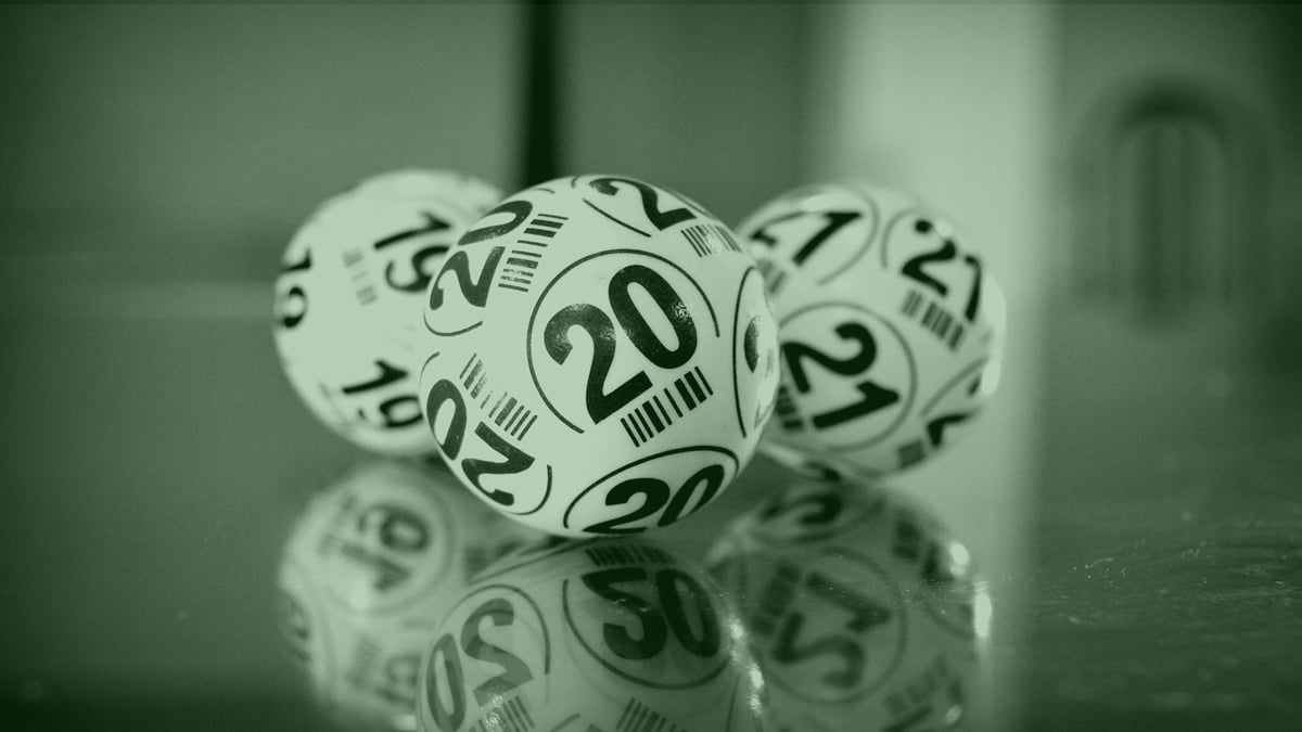 Bingobollar som har dragits i variantbingo online.  