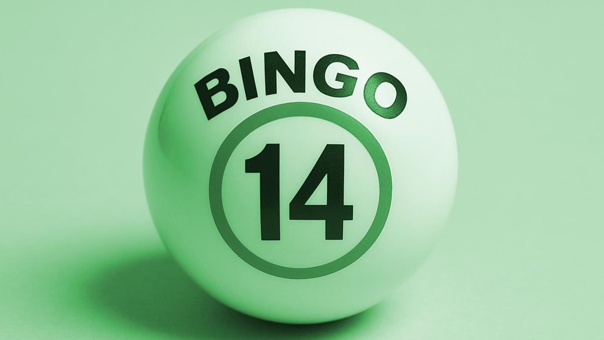 En bingoboll med nummer 14.