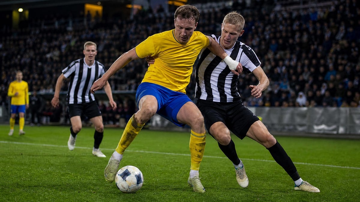 Två fotbollslag i Superettan