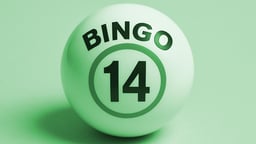 En bingoboll med nummer 14.