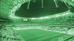 En stor fotbollsarena inför en match i La Liga.